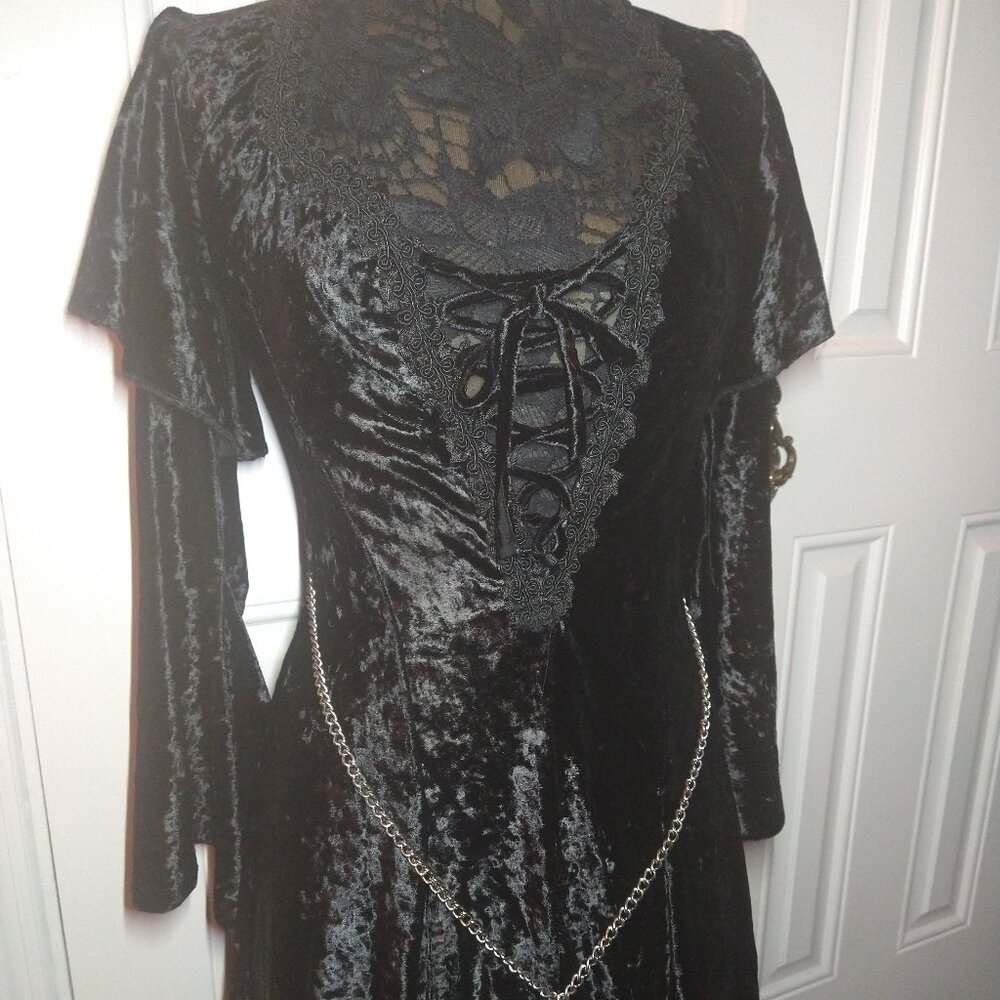 Vintage Crushed Velvet Goth Gown Bell Sleeves Dramatic Cross Chain Small EUC - Picture 7 of 15
